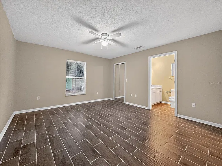 835 Lancaster Ave — Photo 8