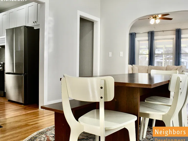 927 Arianna St NW — Photo 9