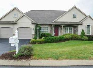 813 Shore Landing Dr #L-0033, Lebanon, PA 17046
