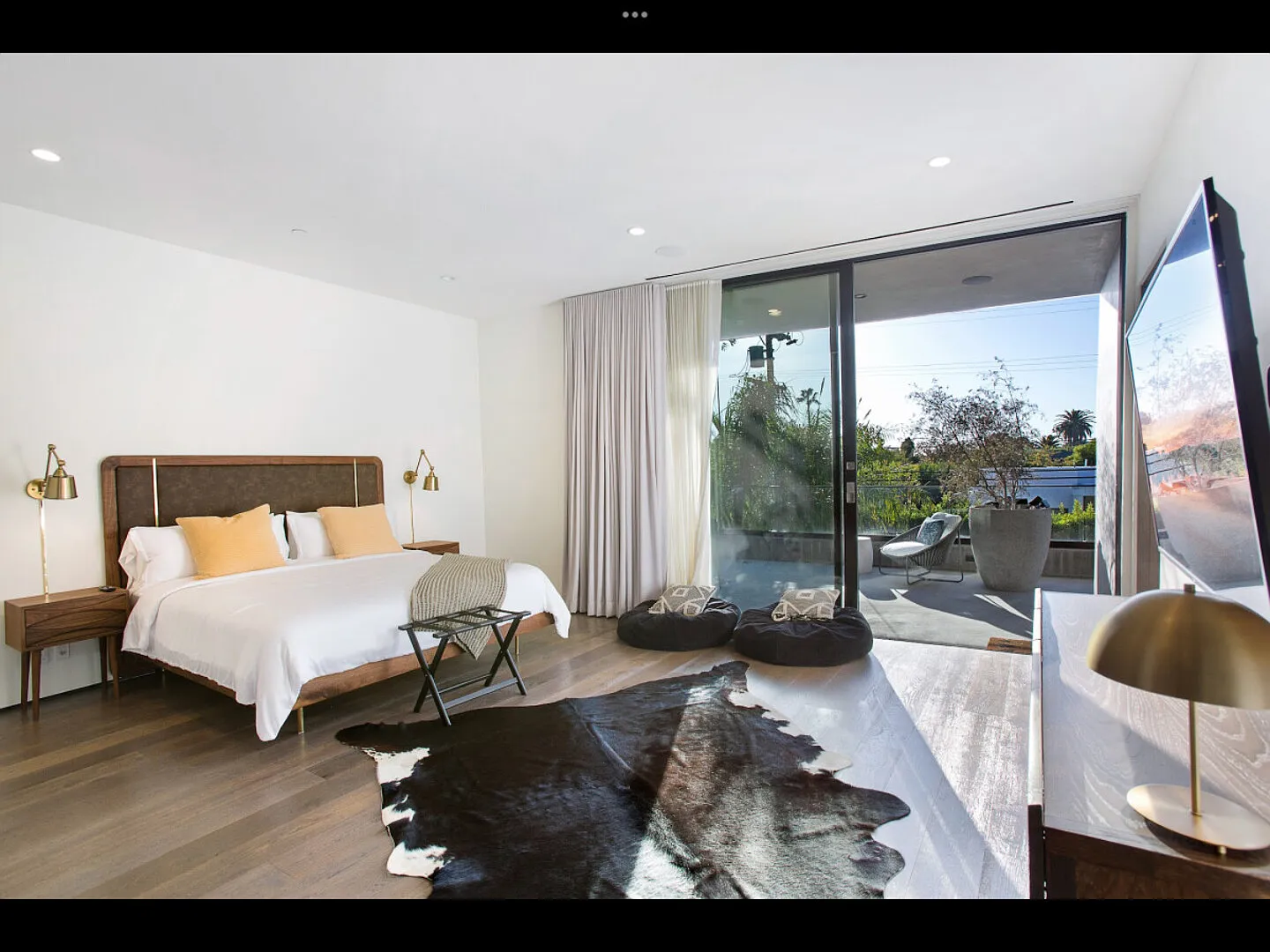 Modern Villa in the heart of Melrose Village — Photo 3