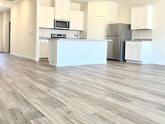 4th image of 6609 Arena Way