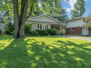 678 Carnaby St, Kingston, ON K7M5M7