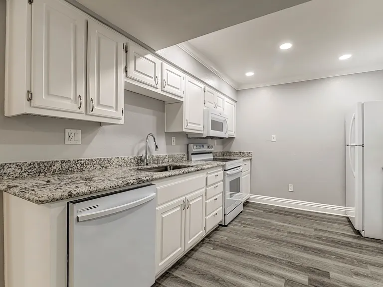 Spacious kitchen