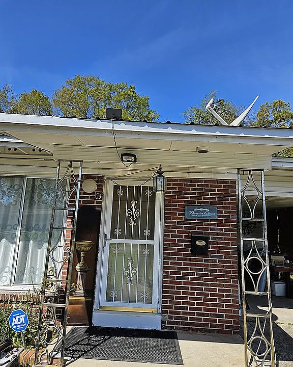 1st image of 1005 Revere Dr
