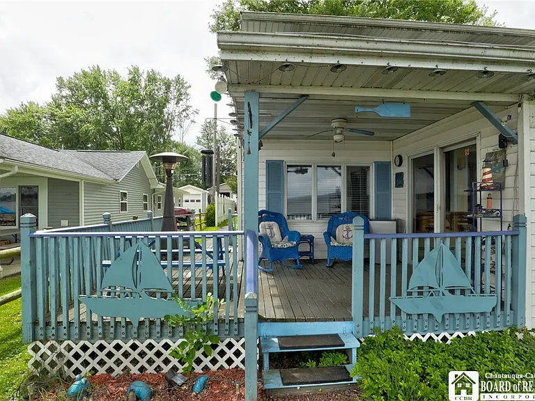 2372 Lakeside Dr — Photo 37