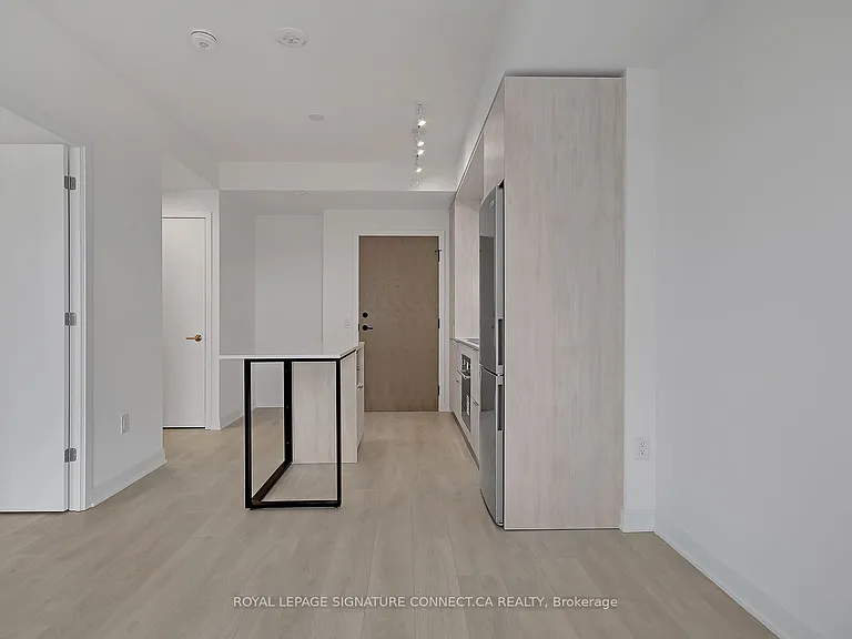 130 River St #909 — Photo 11