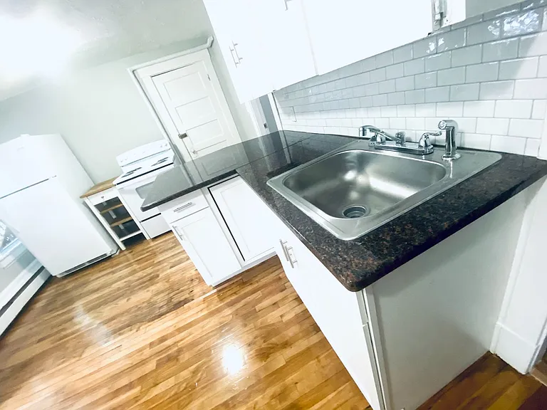 38 Water St — Photo 20