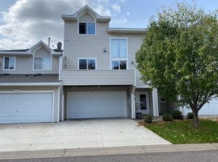 689 Kingfisher Ln APT K, Woodbury, MN 55125