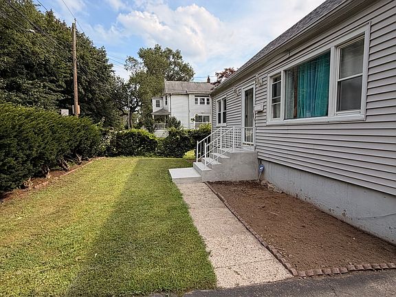 3rd image of 133 Indian Avenue