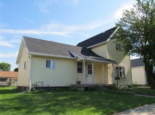 106 E Lincoln St, Waupun, WI 53963
