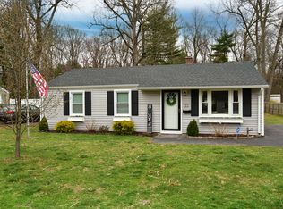 33 Belle Ave, Enfield, CT 06082