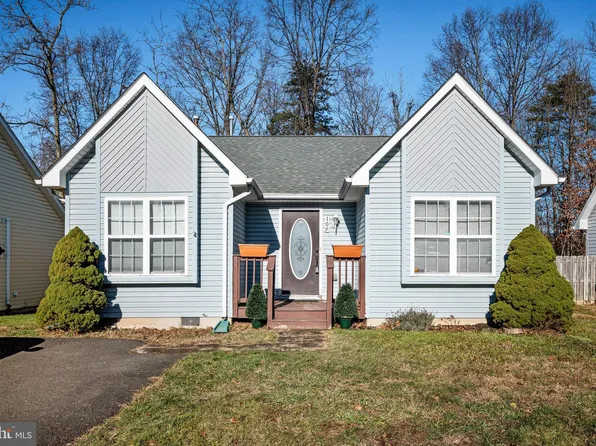 109 Deer Hill Ct, Stephens City, VA 22655