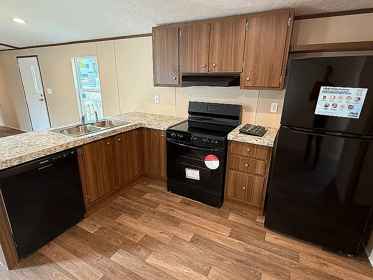 3303 Sylvester Rd #15 — Photo 14