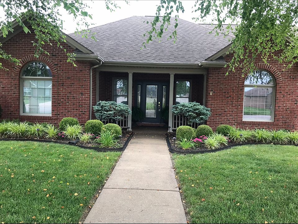 1st image of 4144 Mayflower Dr