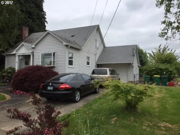 2385 Willamina Ave, Forest Grove, OR 97116