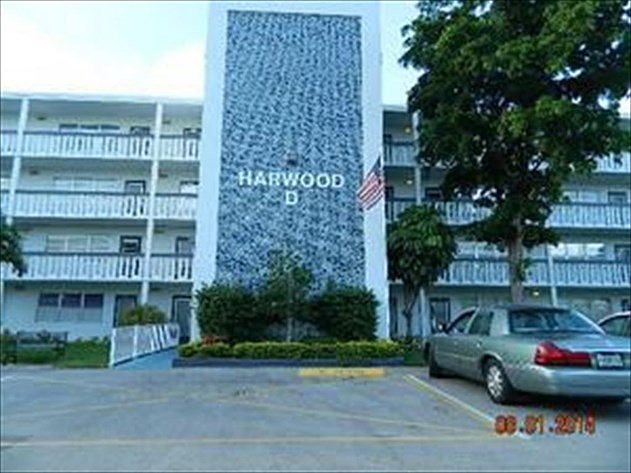 1st image of 2042 Harwood D