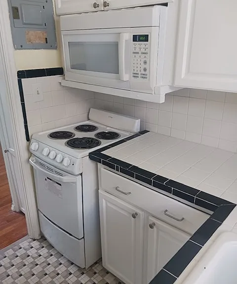340 Jackson St #205 — Photo 8