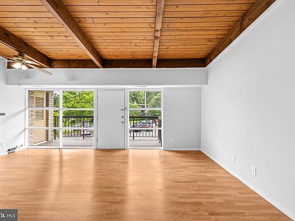 5th image of 4961 Americana Dr APT 208