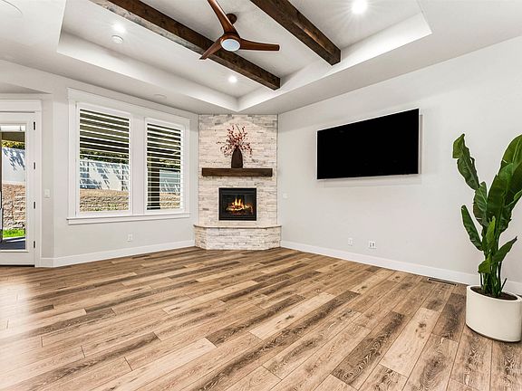 5th image of 3369 S Grenze Way