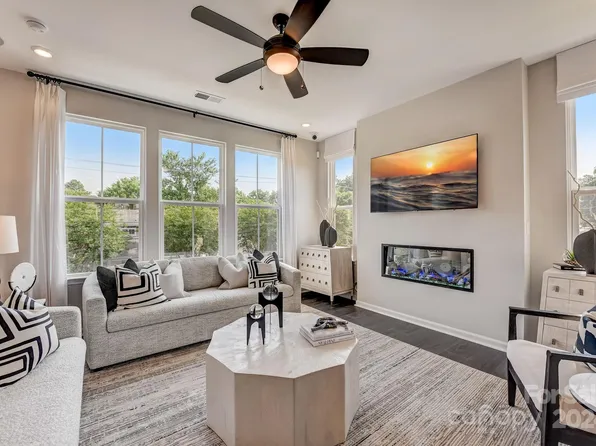 416 Catawba Ave, Davidson, NC 28036