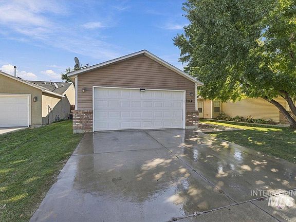 3rd image of 6952 S Dewberry Ave