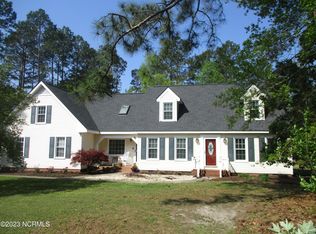 8061 Saint Andrews Dr, Laurinburg, NC 28352