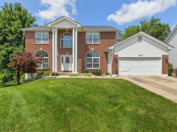 5904 Cardinal Creek Dr, Saint Louis, MO 63129
