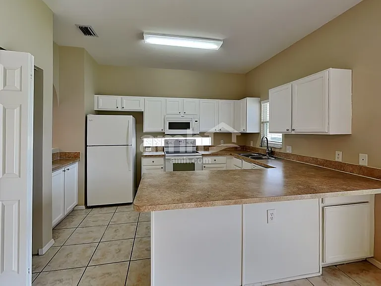 6308 Blackberry Ln — Photo 3