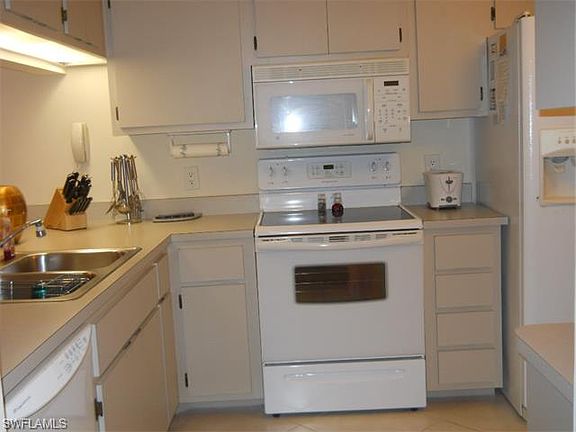 4th image of 1708 Kings Lake Blvd APT 203