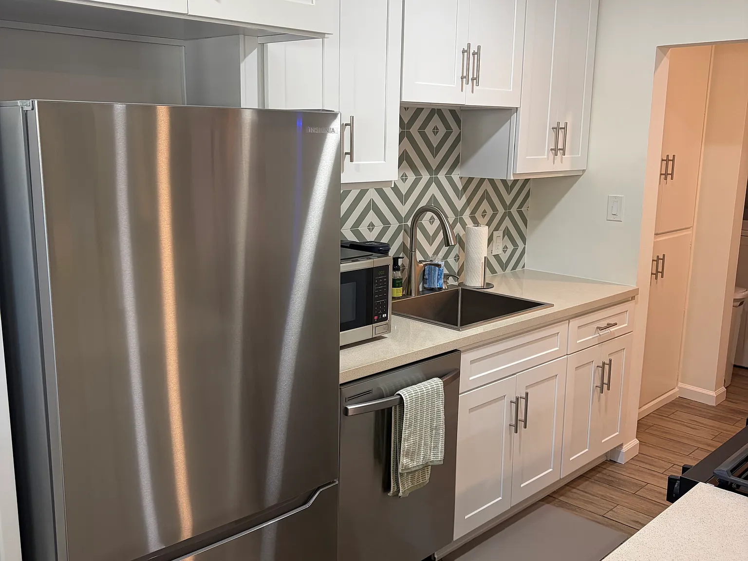 Studio, 510 sqft, $2,900 — Photo 2