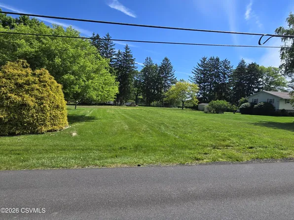 10 Gray St, Bloomsburg, PA 17815