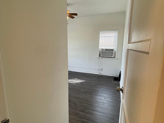 4th image of 6075 Pickford St #1/2