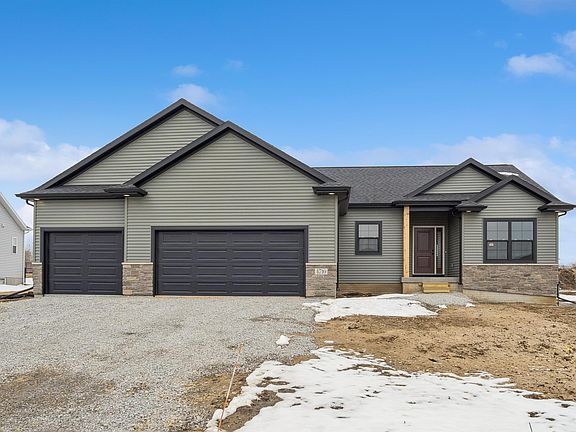 2nd image of 4710 Wild Horse Dr