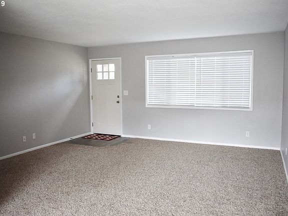 4th image of 6217 NE 124th Ave