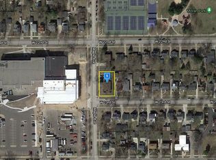 547 Maple Ave, Holland, MI 49423