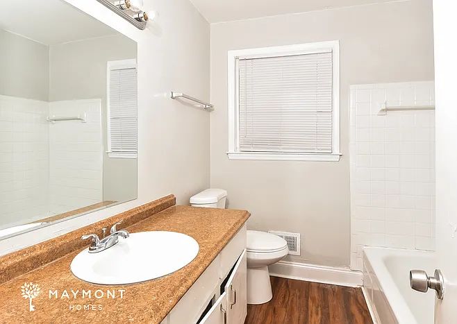 1100 Starcrest Rd — Photo 8