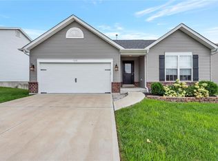 1648 Westlake Cir, Pacific, MO