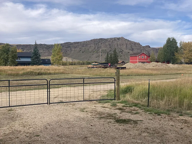 Full fenced yard with lockable gate
