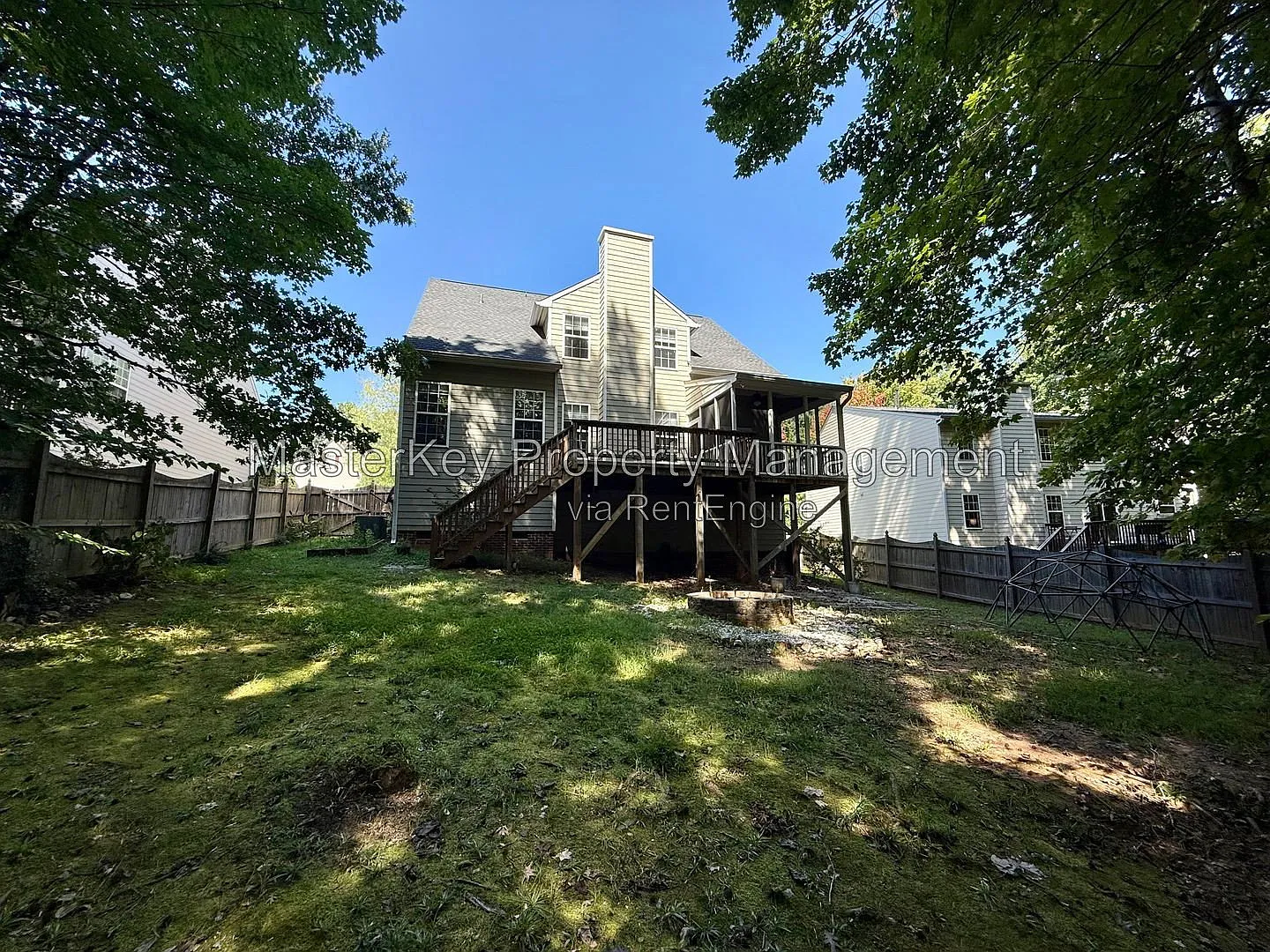 4 bed, 2.5 bath, 2543 sqft, $2,600 — Photo 4