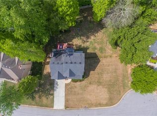 930 Springrock Dr, Lawrenceville, GA 30043