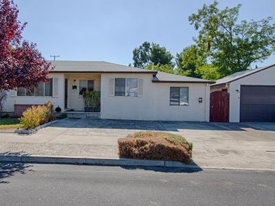 2081 Locust St, Livermore, CA, 94551