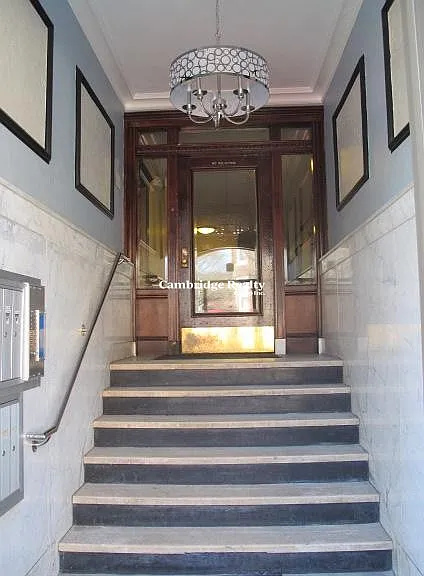 33 Walbridge St #1T — Photo 13