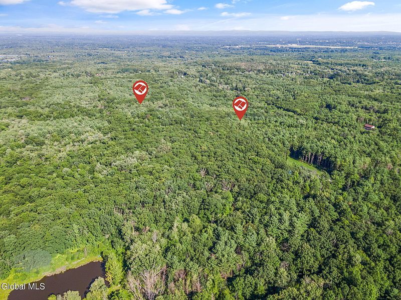 4th image of L28 Sacandaga Road