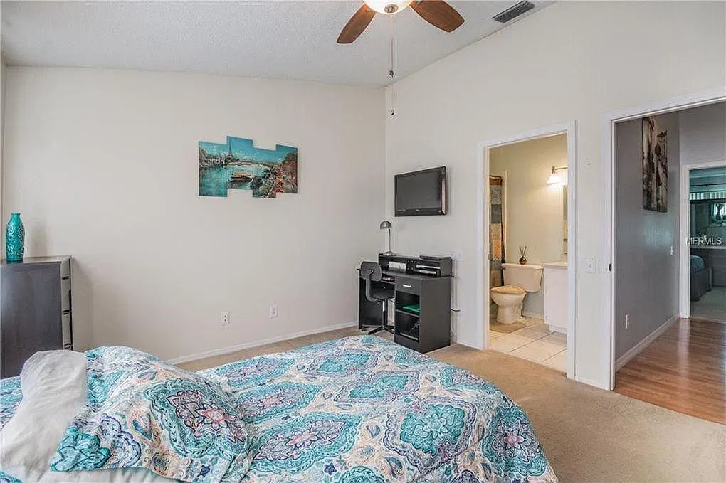 6236 Bayside Key Dr — Photo 3