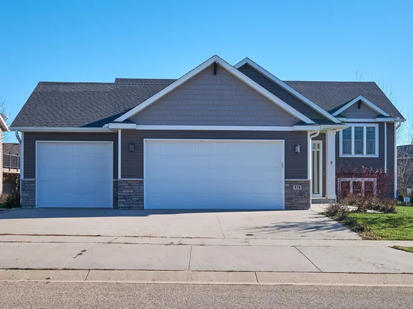 470 Towne Dr NE, Byron, MN 55920