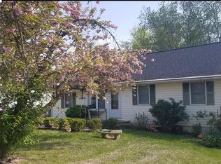 1817 Gilson St, Falls Church, VA 22043