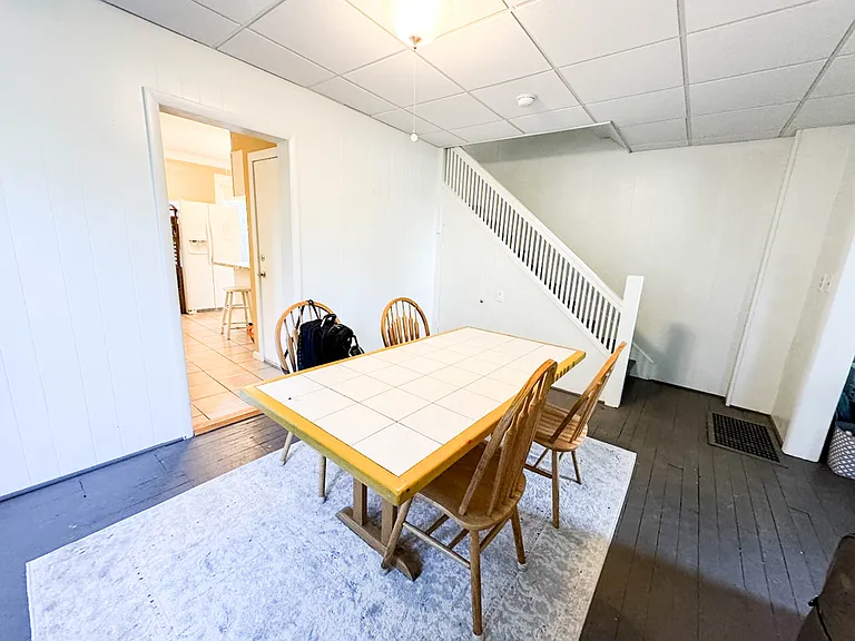213 Cornell St — Photo 2