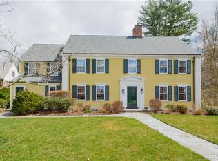 10 Colony Rd, West Hartford, CT 06117