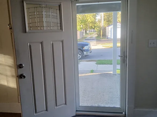213 W 14th St, Marion, IN 46953