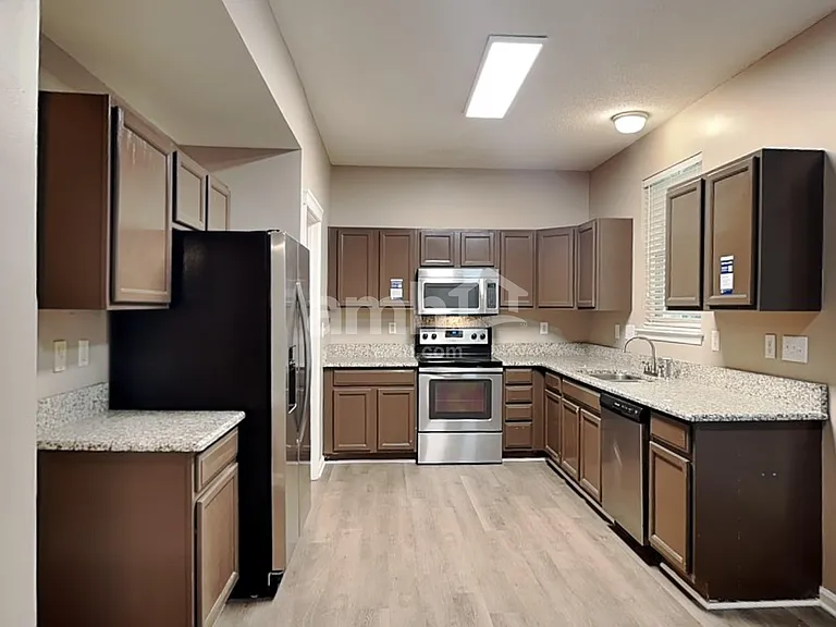 5641 Winslow Ave NW — Photo 3